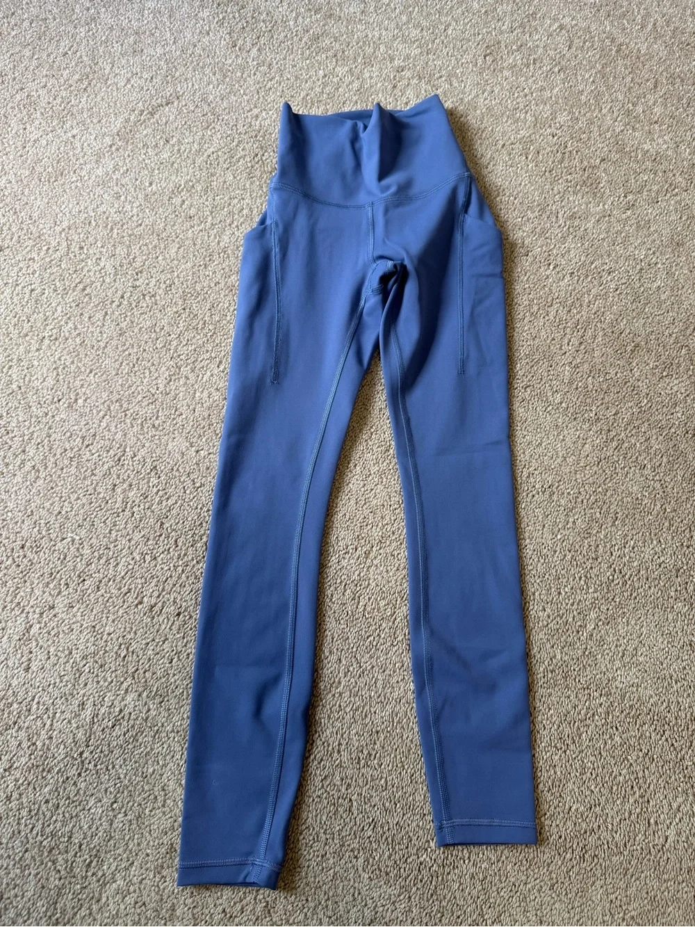 Lululemon Wunder Under High Waisted Leggings. Size 0.